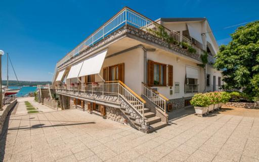 Apartment Anima Климно Екстериор снимка